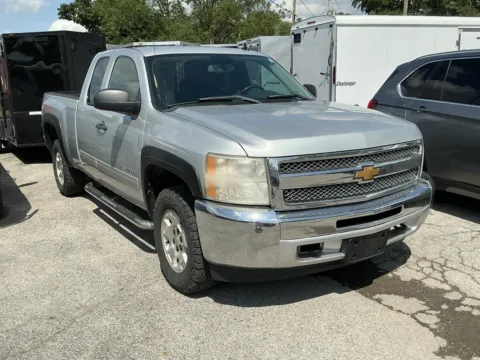 Silver 2013 CHEVROLET SILVERADO 1500 LT for sale in Camby, IN