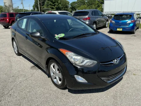 More photos of 2013 HYUNDAI ELANTRA GLS at Mr. Care Auto, IN