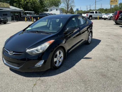 Black 2013 HYUNDAI ELANTRA GLS for sale in Camby, IN