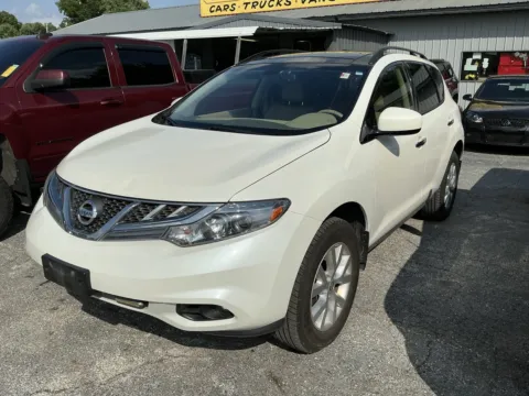 White 2014 NISSAN MURANO S for sale in Camby, IN