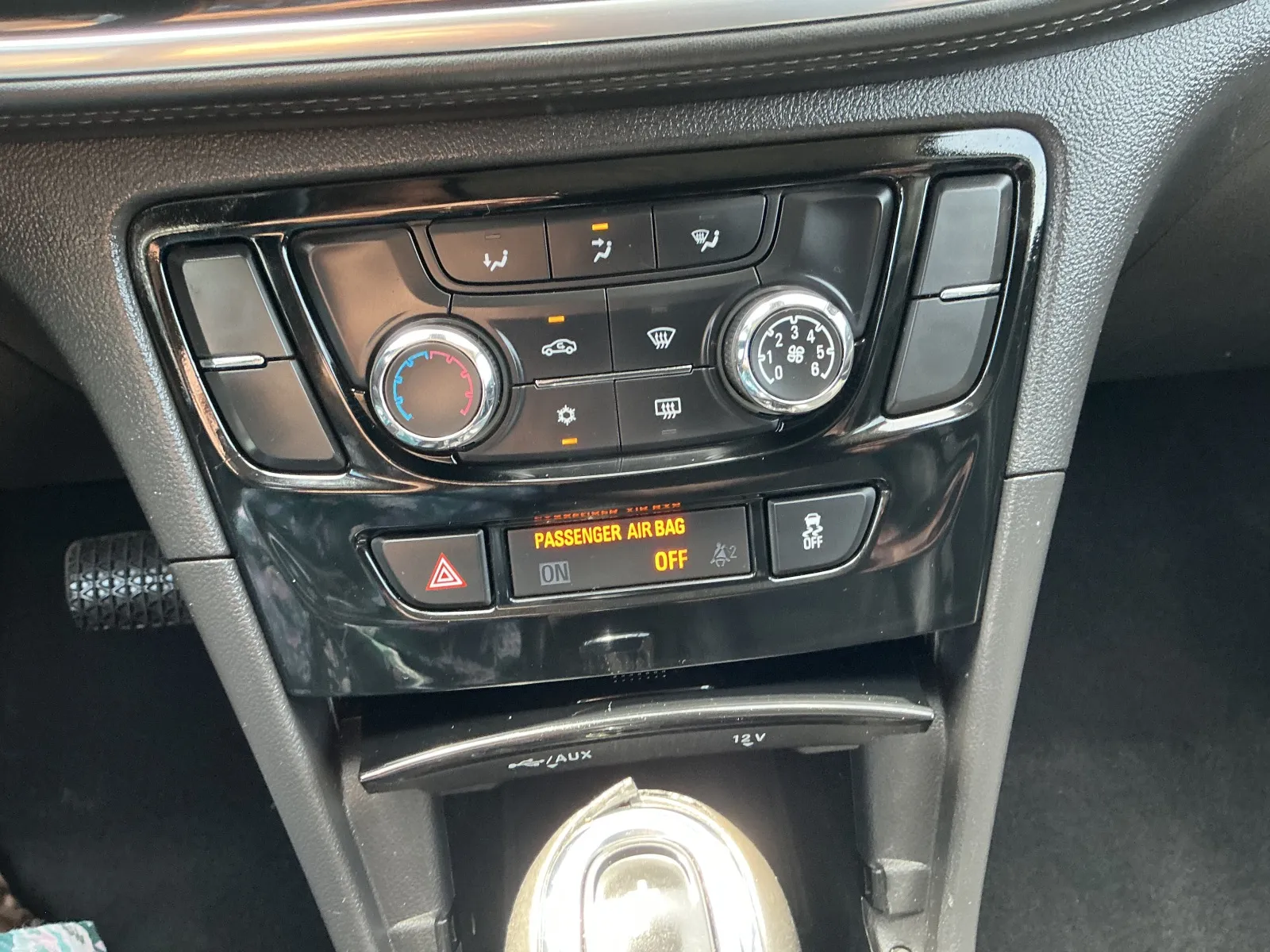 2022 Buick Encore Preferred - Photo 48