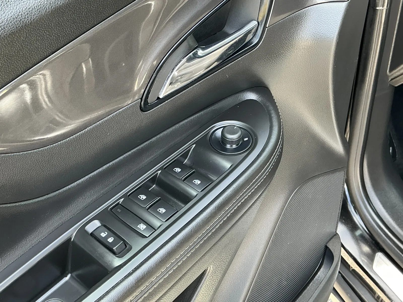 2022 Buick Encore Preferred - Photo 32