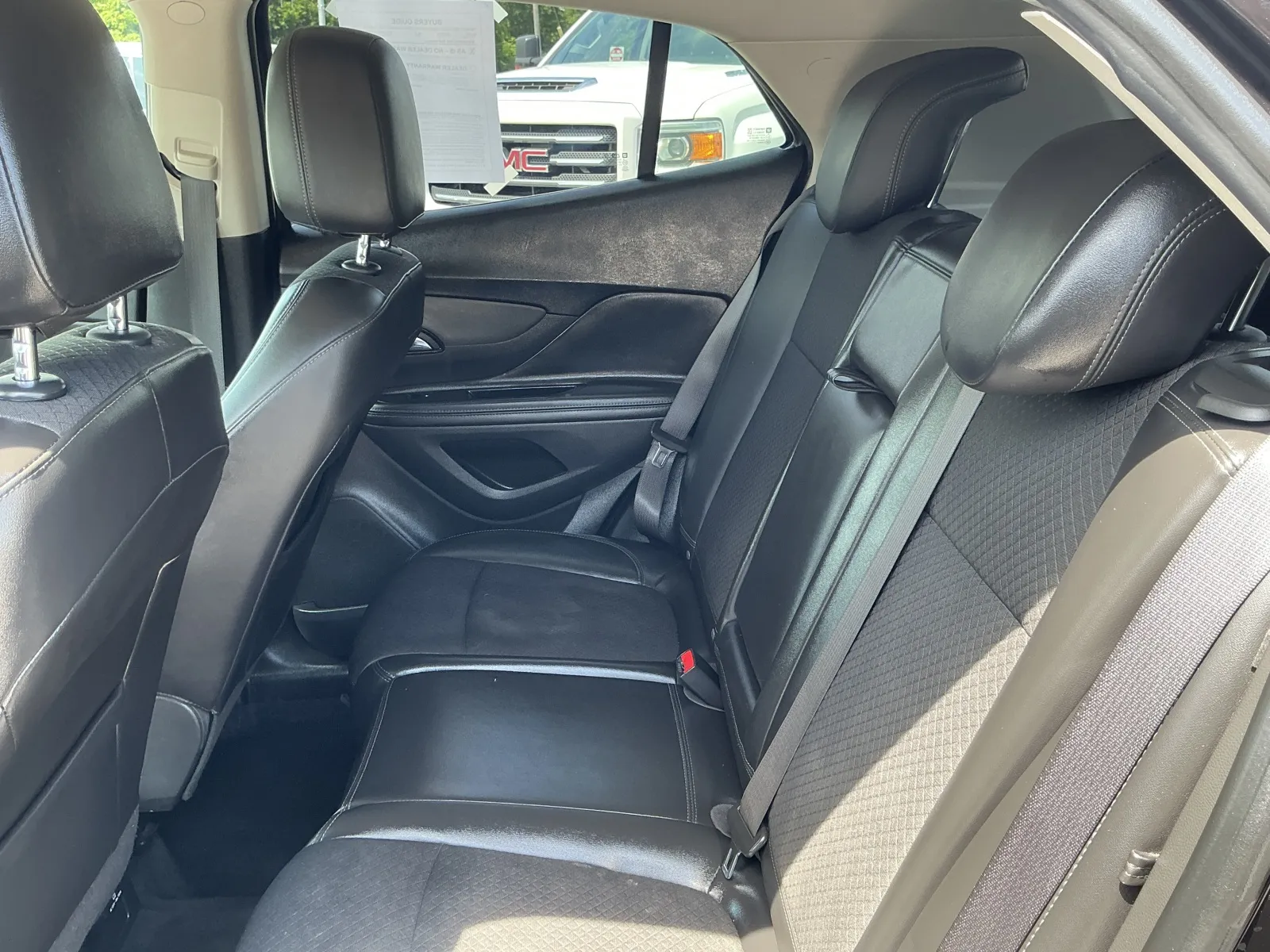 2022 Buick Encore Preferred - Photo 38