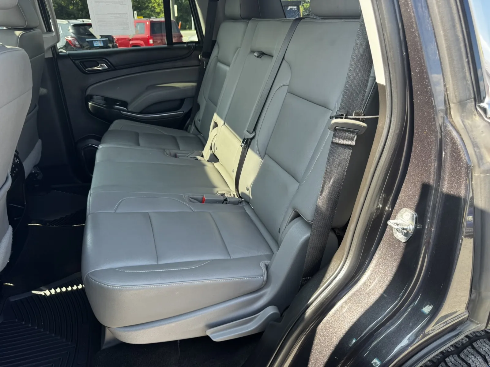2018 Chevrolet Tahoe LT - Photo 34