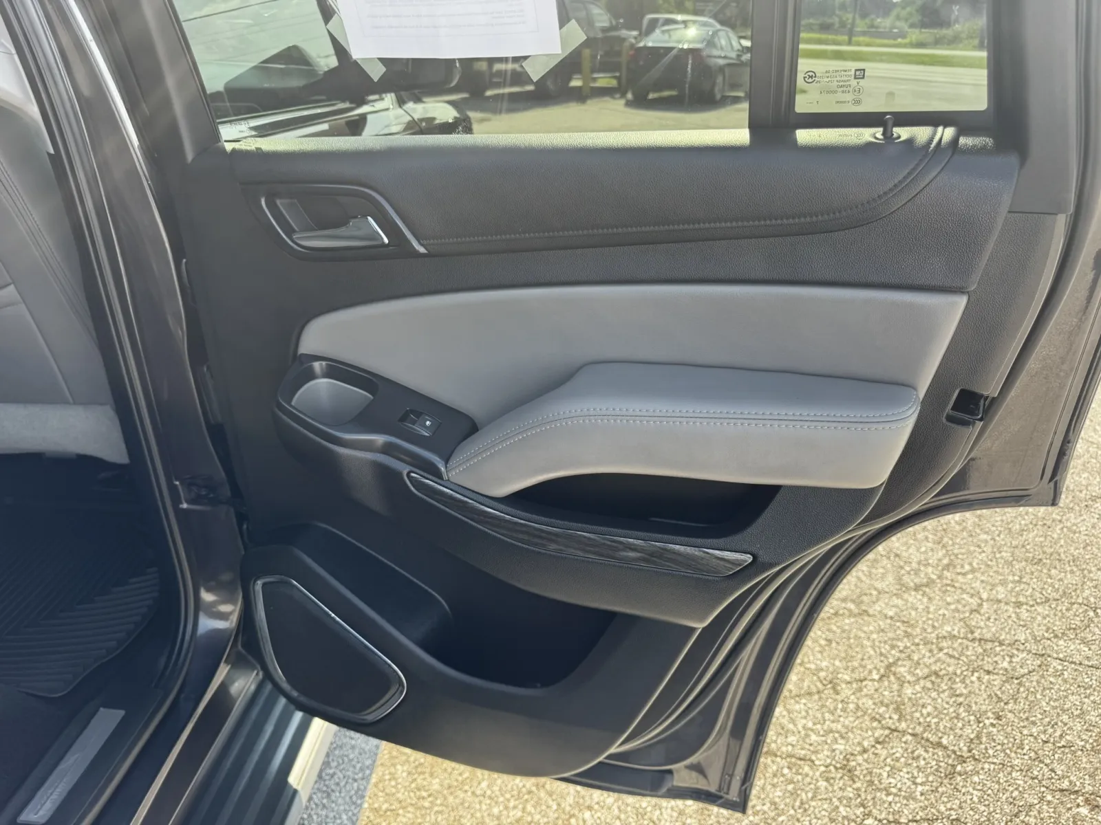 2018 Chevrolet Tahoe LT - Photo 39