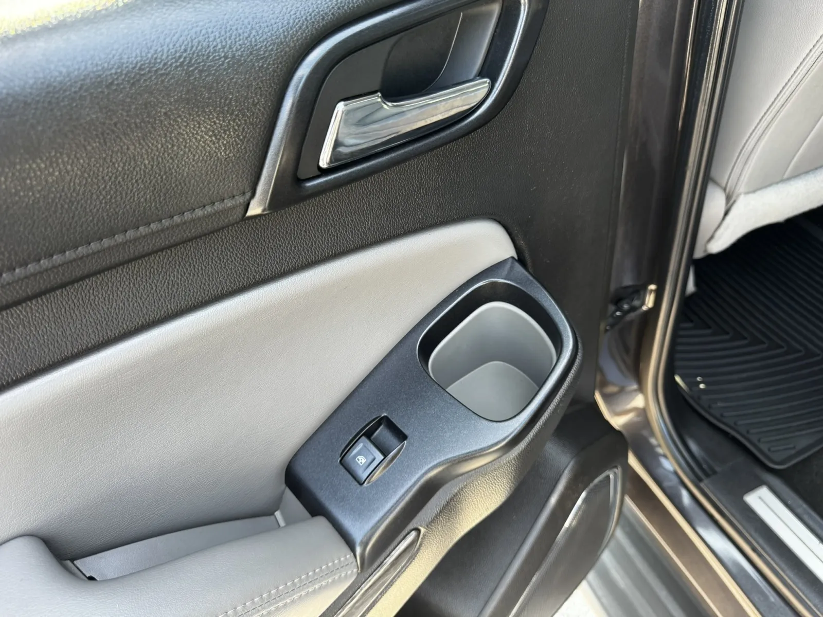 2018 Chevrolet Tahoe LT - Photo 33