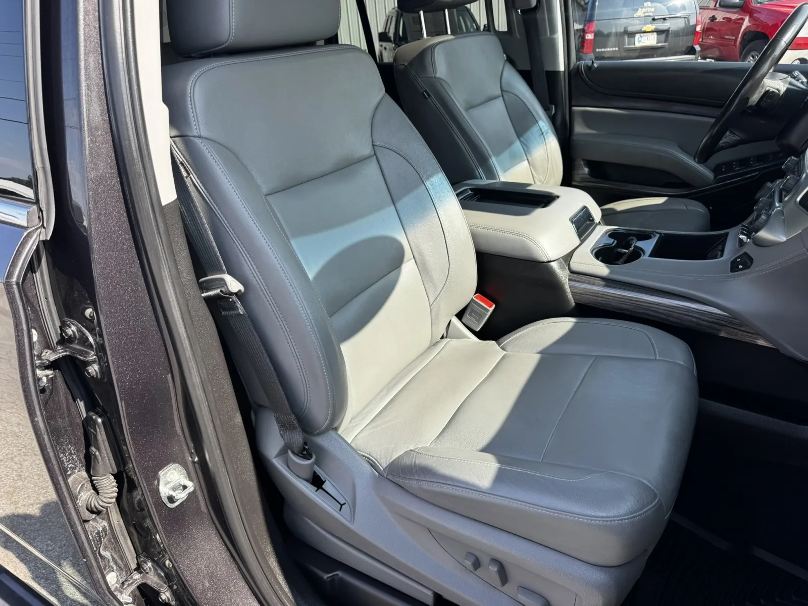 2018 Chevrolet Tahoe LT - Photo 47