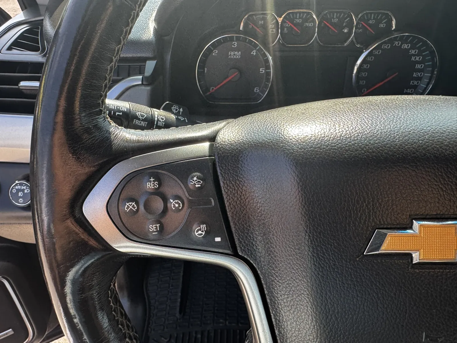 2018 Chevrolet Tahoe LT - Photo 20