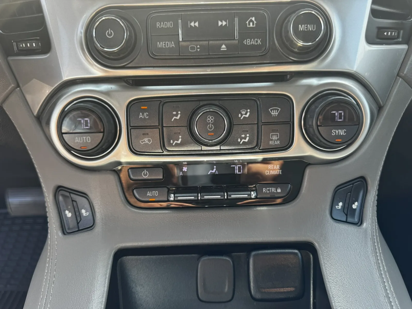 2018 Chevrolet Tahoe LT - Photo 27