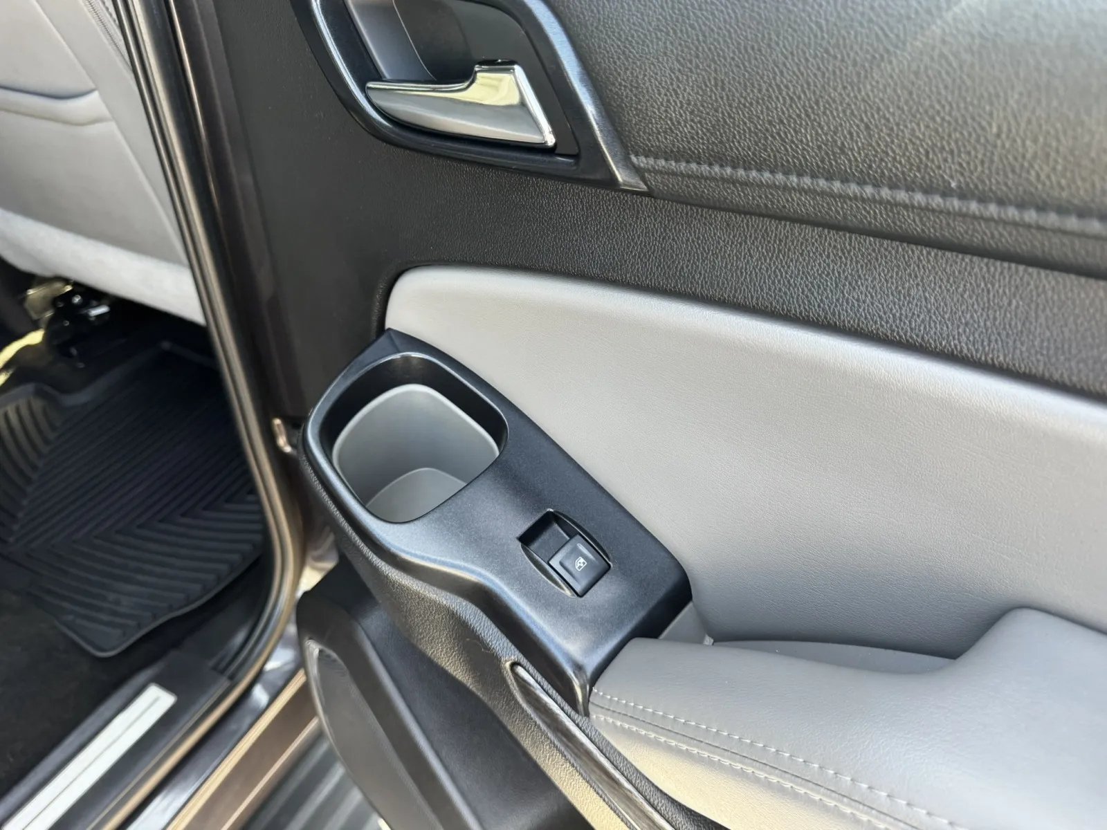 2018 Chevrolet Tahoe LT - Photo 40