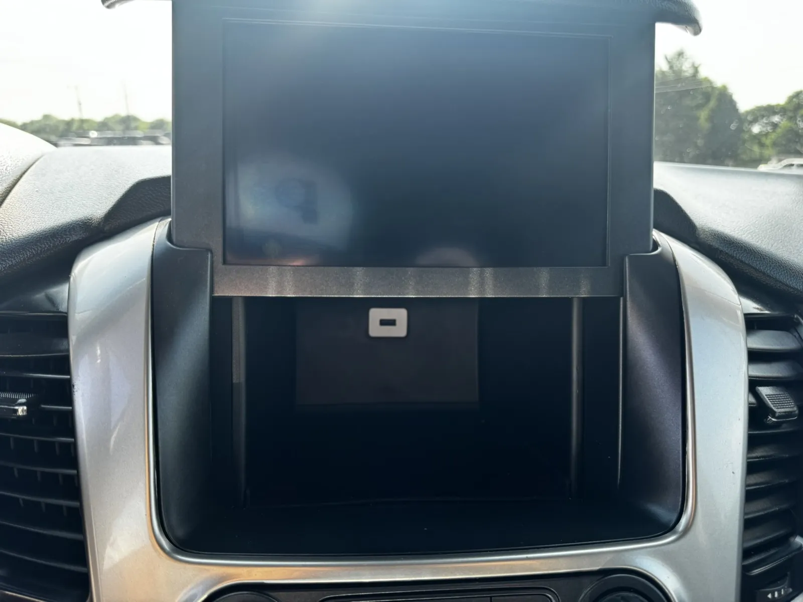 2018 Chevrolet Tahoe LT - Photo 26