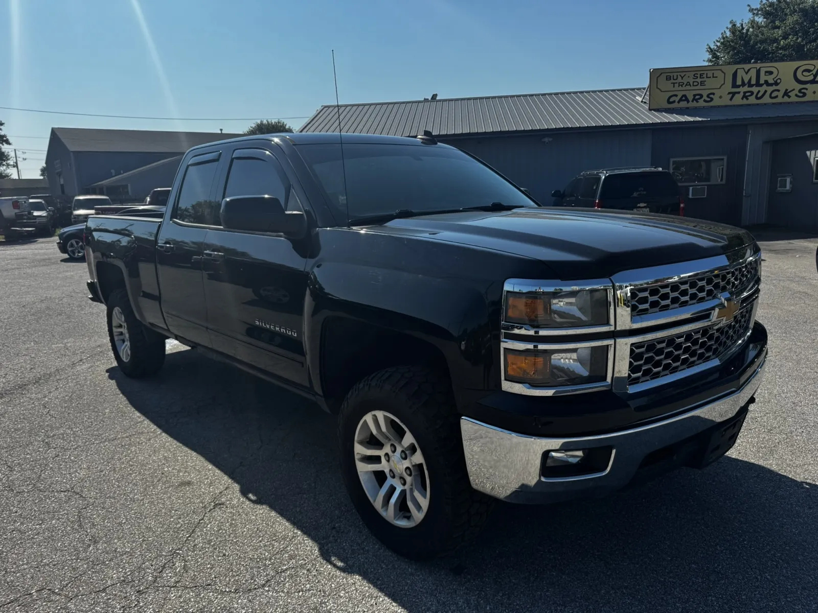 Black 2015 CHEVROLET SILVERADO 1500 LT for sale in Camby, IN