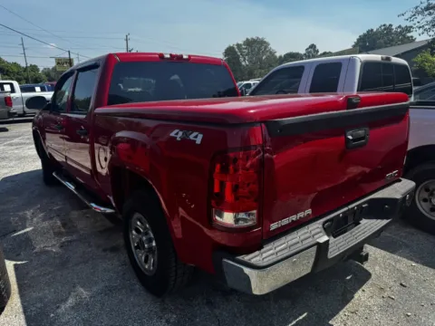 More photos of 2011 GMC SIERRA 1500 SLE at Mr. Care Auto, IN