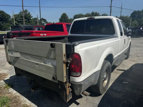 More photos of 2000 FORD F250 SUPER DUTY at Mr. Care Auto, IN
