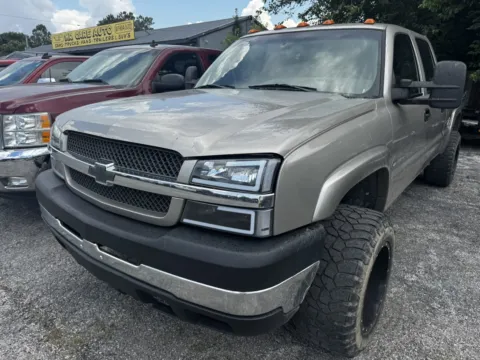 Another view of 2003 CHEVROLET SILVERADO 2500 HEAVY DUTY for sale in Camby, IN at Mr. Care Auto