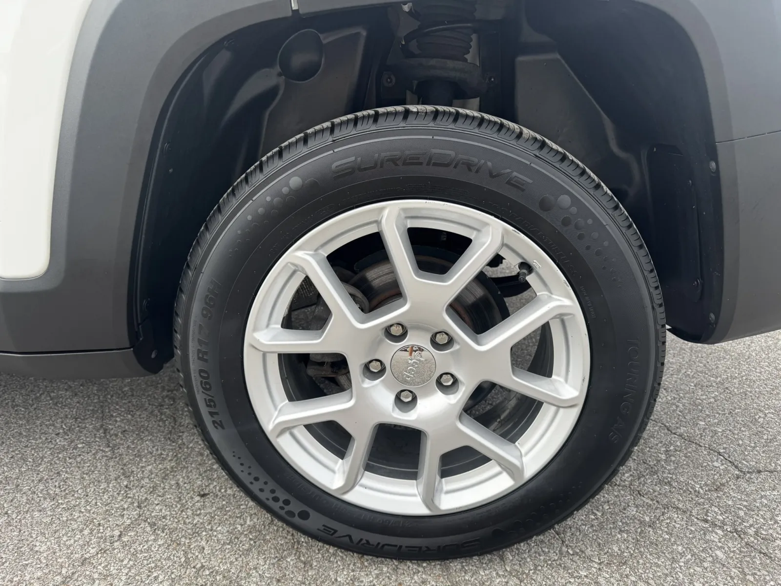 2021 Jeep Renegade Latitude - Photo 11