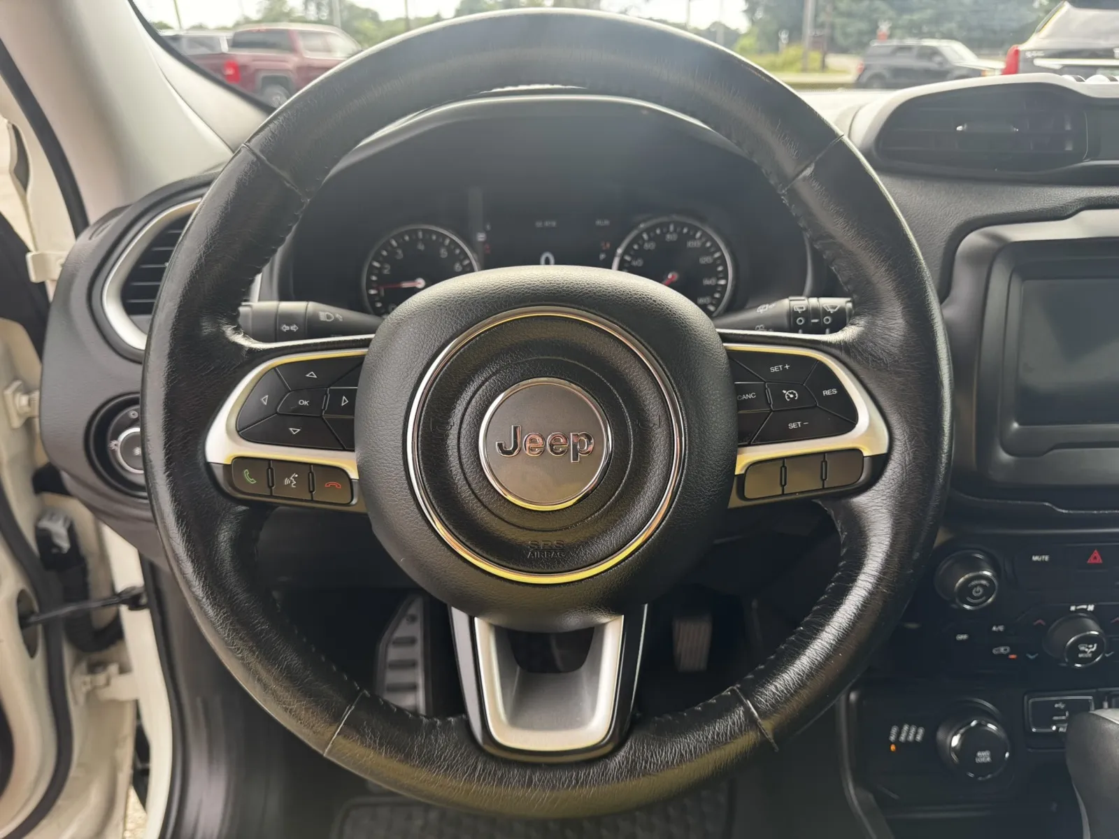 2021 Jeep Renegade Latitude - Photo 19