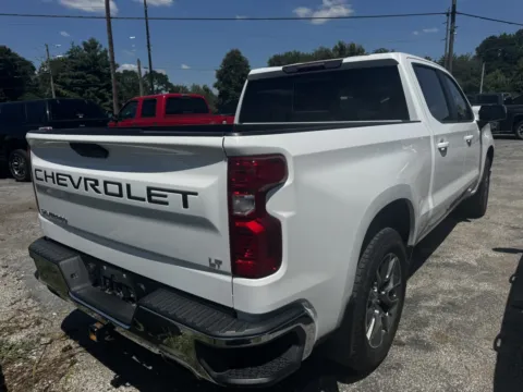 More photos of 2020 CHEVROLET SILVERADO 1500 LT at Mr. Care Auto, IN