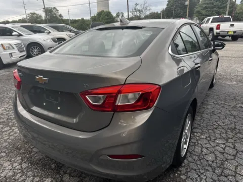 More photos of 2017 CHEVROLET CRUZE LT at Mr. Care Auto, IN