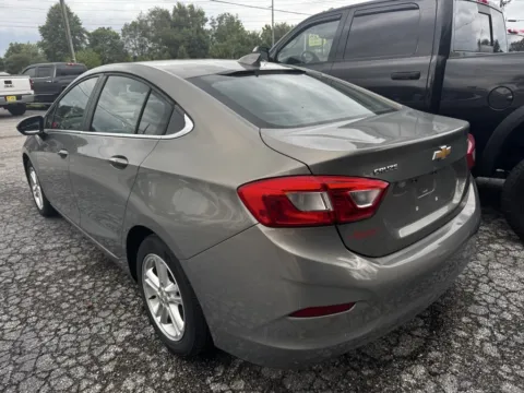 More photos of 2017 CHEVROLET CRUZE LT at Mr. Care Auto, IN