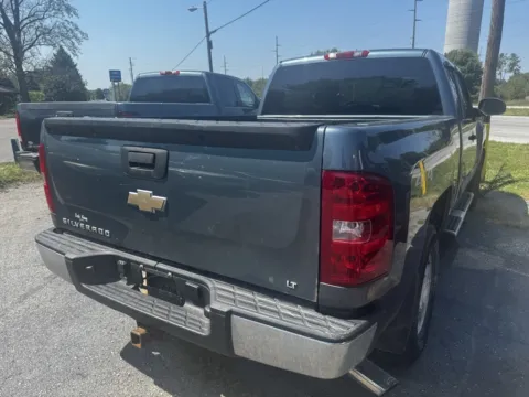More photos of 2007 CHEVROLET SILVERADO 1500 EXT CAB at Mr. Care Auto, IN