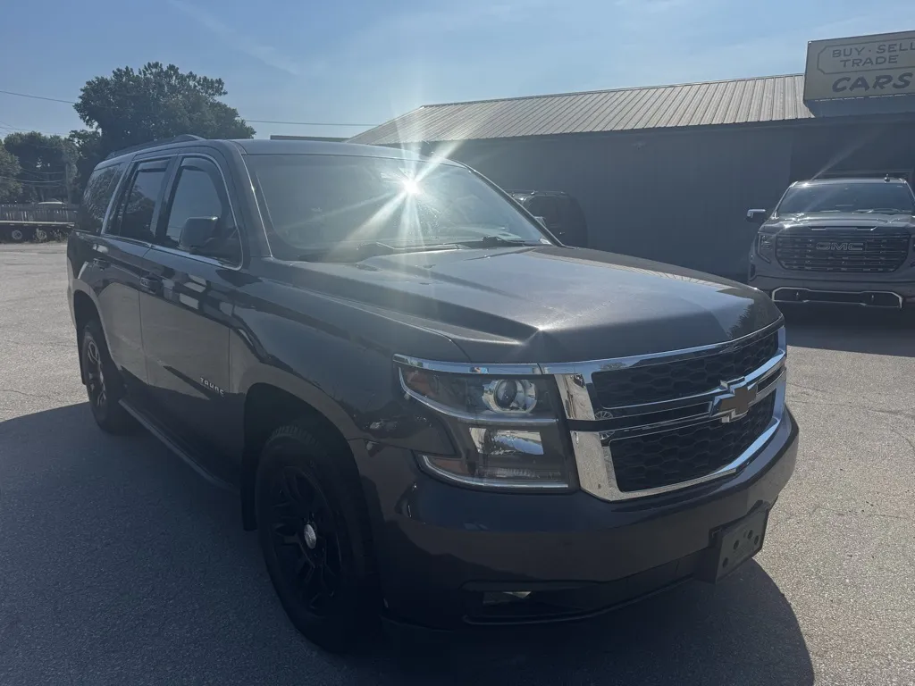 Gray 2018 CHEVROLET TAHOE 1500 LT for sale in Camby, IN