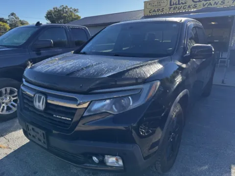 Another view of 2017 HONDA RIDGELINE BLACK EDITION for sale in Camby, IN at Mr. Care Auto