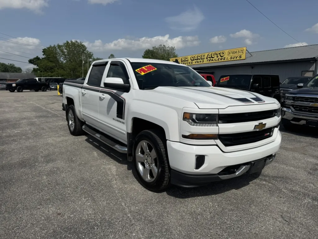 2016 CHEVROLET SILVERADO 1500 LT for sale in Camby, IN
