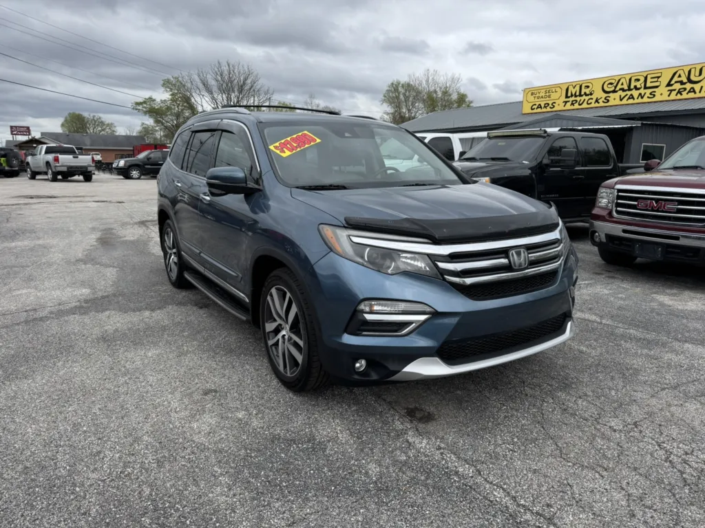 2017 HONDA PILOT TOURING for sale in Camby, IN