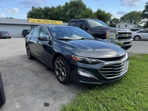 Blue 2020 CHEVROLET MALIBU LT for sale in Camby, IN