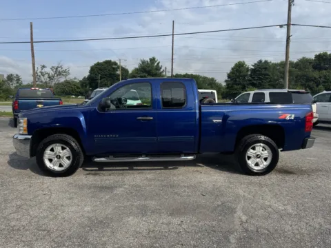 More photos of 2013 CHEVROLET SILVERADO 1500 LT at Mr. Care Auto, IN