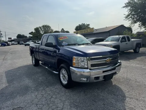 Blue 2013 CHEVROLET SILVERADO 1500 LT for sale in Camby, IN
