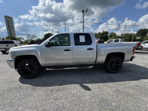 More photos of 2012 CHEVROLET SILVERADO 1500 LT at Mr. Care Auto, IN