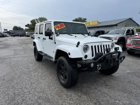 White 2014 Jeep Wrangler Unlimited Sahara for sale in Camby, IN