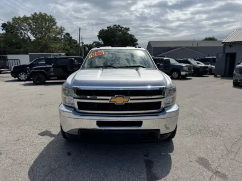 Photos of 2013 CHEVROLET SILVERADO 2500 HEAVY DUTY LT for sale in Camby, IN at Mr. Care Auto