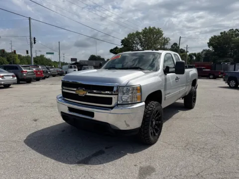 Another view of 2013 CHEVROLET SILVERADO 2500 HEAVY DUTY LT for sale in Camby, IN at Mr. Care Auto