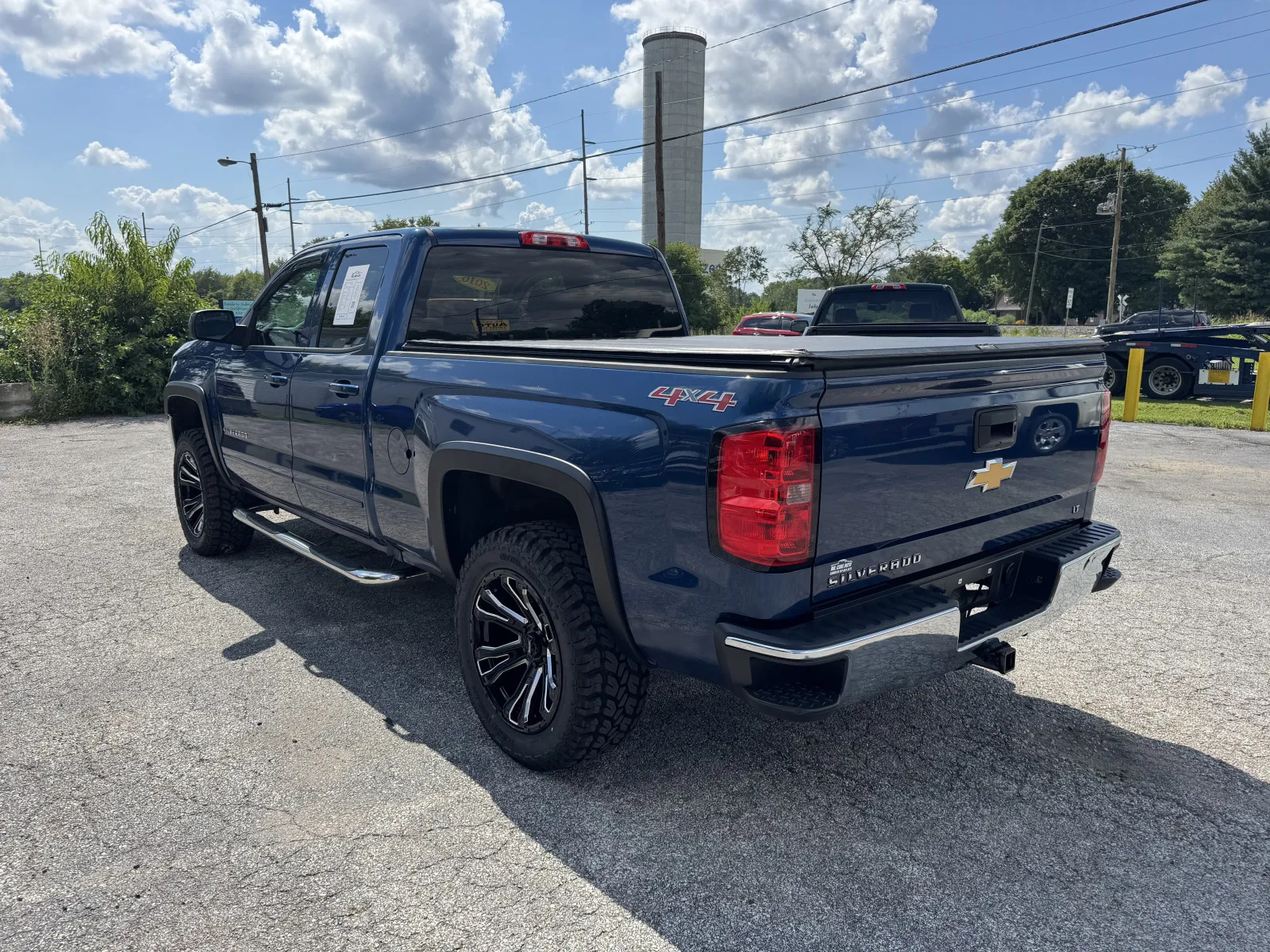 More photos of 2016 CHEVROLET SILVERADO 1500 LT at Mr. Care Auto, IN