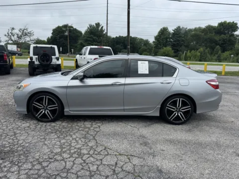 More photos of 2017 HONDA ACCORD SPORT SPECIAL EDITION at Mr. Care Auto, IN