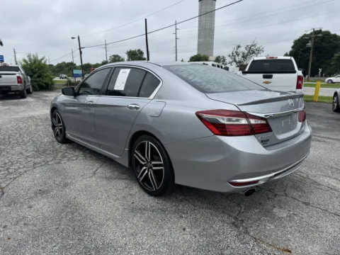 More photos of 2017 HONDA ACCORD SPORT SPECIAL EDITION at Mr. Care Auto, IN
