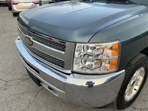More photos of 2012 CHEVROLET SILVERADO 1500 LT at Mr. Care Auto, IN