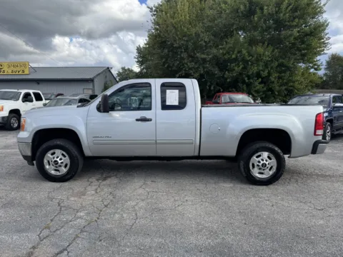 More photos of 2013 GMC SIERRA 2500 SLE at Mr. Care Auto, IN