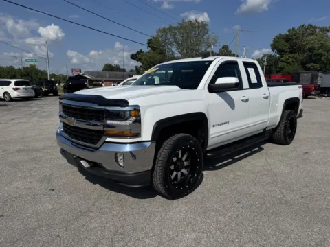 Another view of 2018 CHEVROLET SILVERADO 1500 LT for sale in Camby, IN at Mr. Care Auto