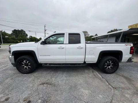 More photos of 2018 CHEVROLET SILVERADO 1500 LT at Mr. Care Auto, IN