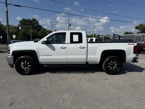 More photos of 2018 CHEVROLET SILVERADO 1500 LT at Mr. Care Auto, IN