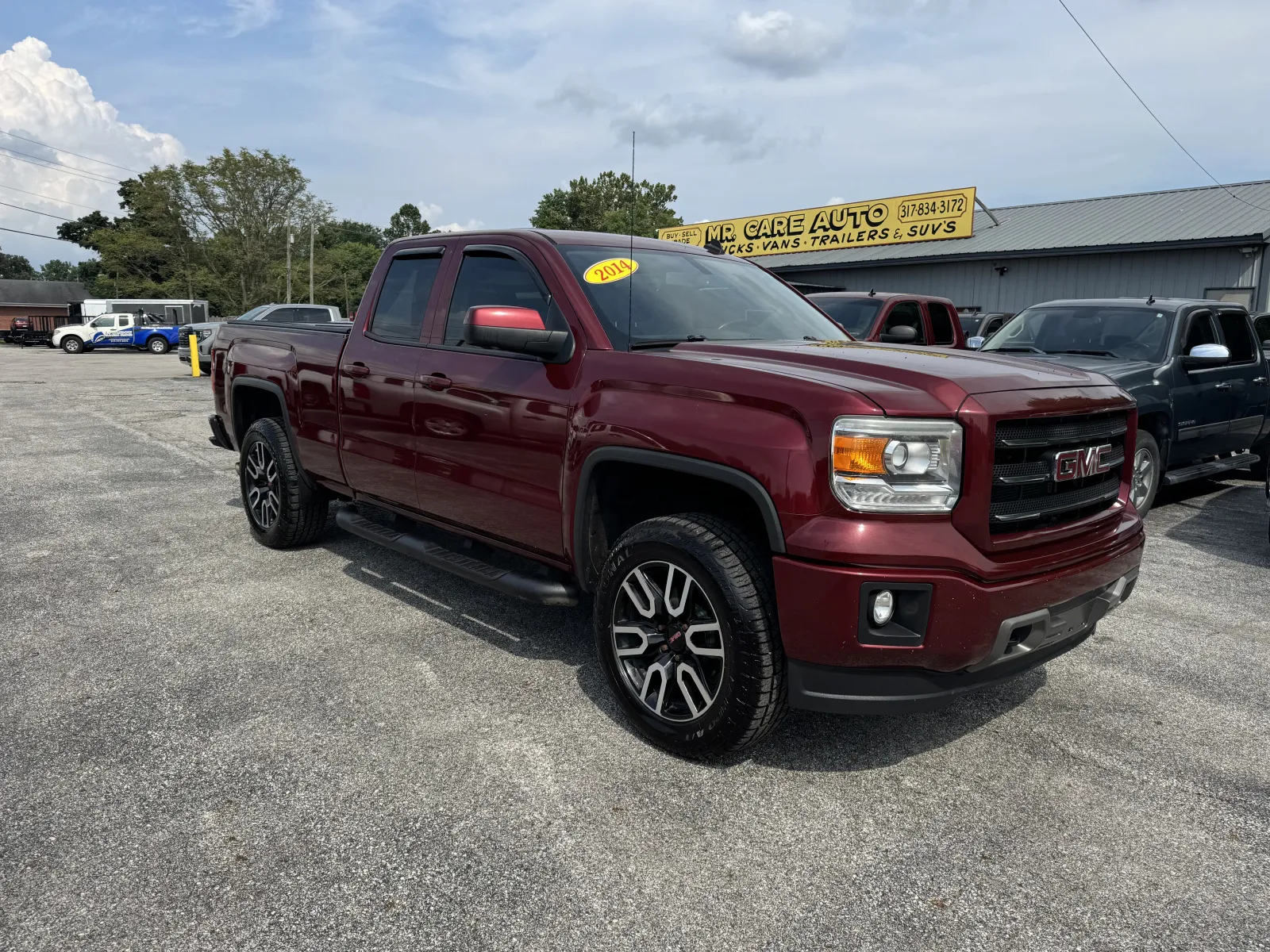 Red 2014 GMC SIERRA 1500 SLE for sale in Camby, IN