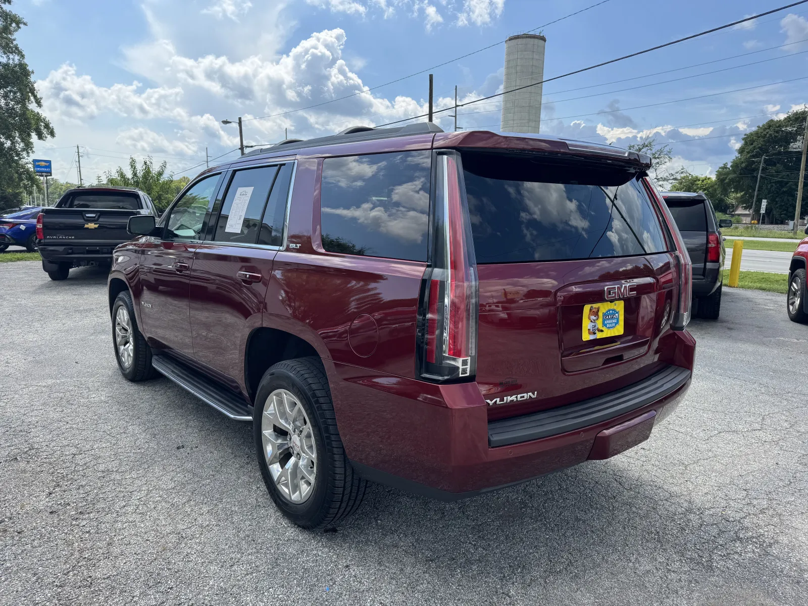More photos of 2016 GMC YUKON SLT at Mr. Care Auto, IN