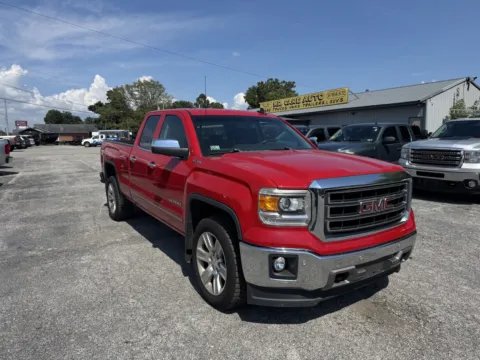 Red 2015 GMC SIERRA 1500 SLT for sale in Camby, IN
