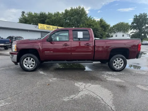 More photos of 2013 CHEVROLET SILVERADO 2500 HEAVY DUTY LT at Mr. Care Auto, IN