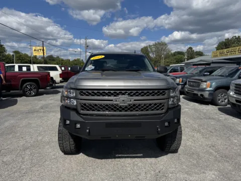 Photos of 2013 CHEVROLET SILVERADO 2500 HEAVY DUTY LT for sale in Camby, IN at Mr. Care Auto
