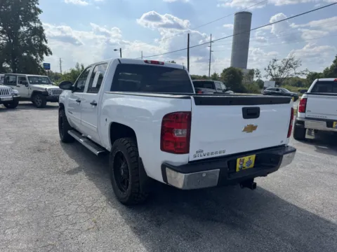 More photos of 2012 CHEVROLET SILVERADO 1500 LT at Mr. Care Auto, IN